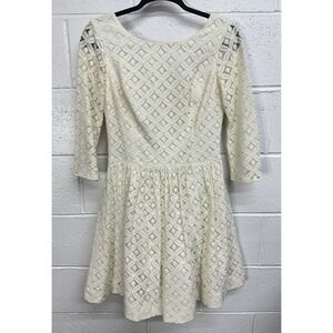 Lilly Pulitzer All Over Lace Overlay Blend Fit & Flare Dress Ivory White Size 2